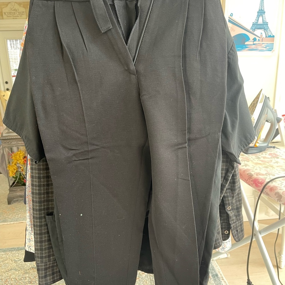 Women’s ski pants size 12, regular made in Italy, 60% polyester 23% acrylic